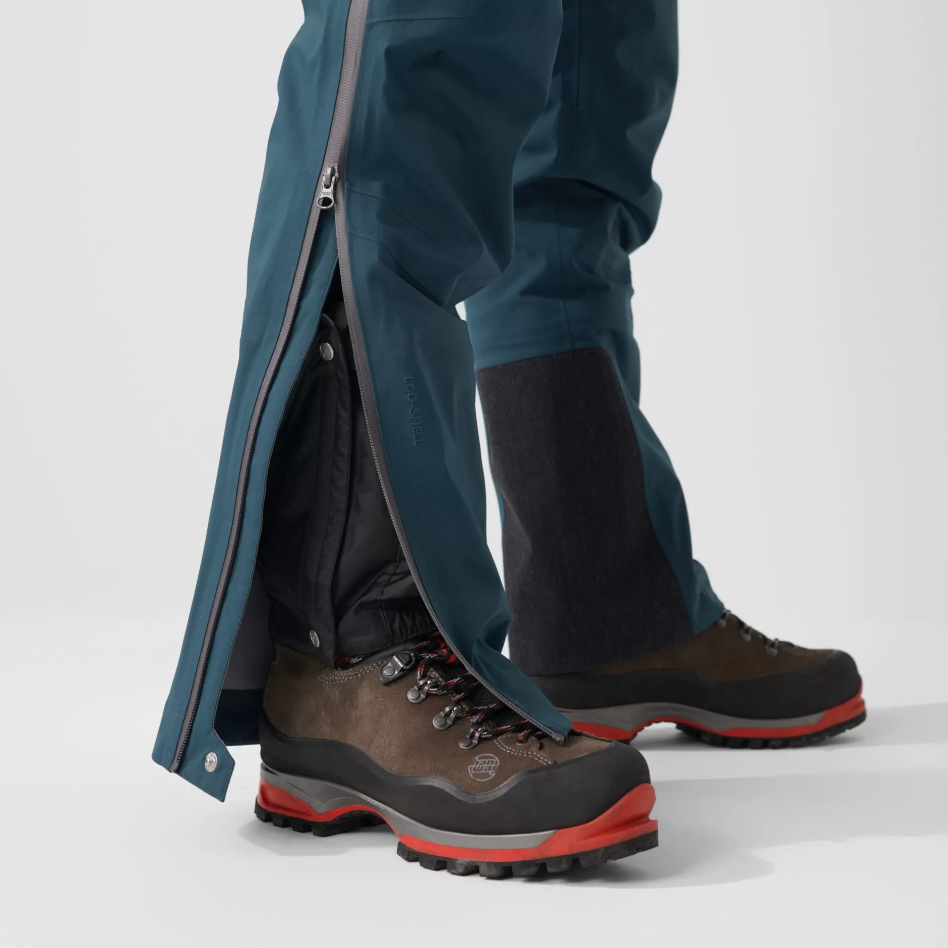 Fjällräven Bergtagen Eco-Shell Trousers M