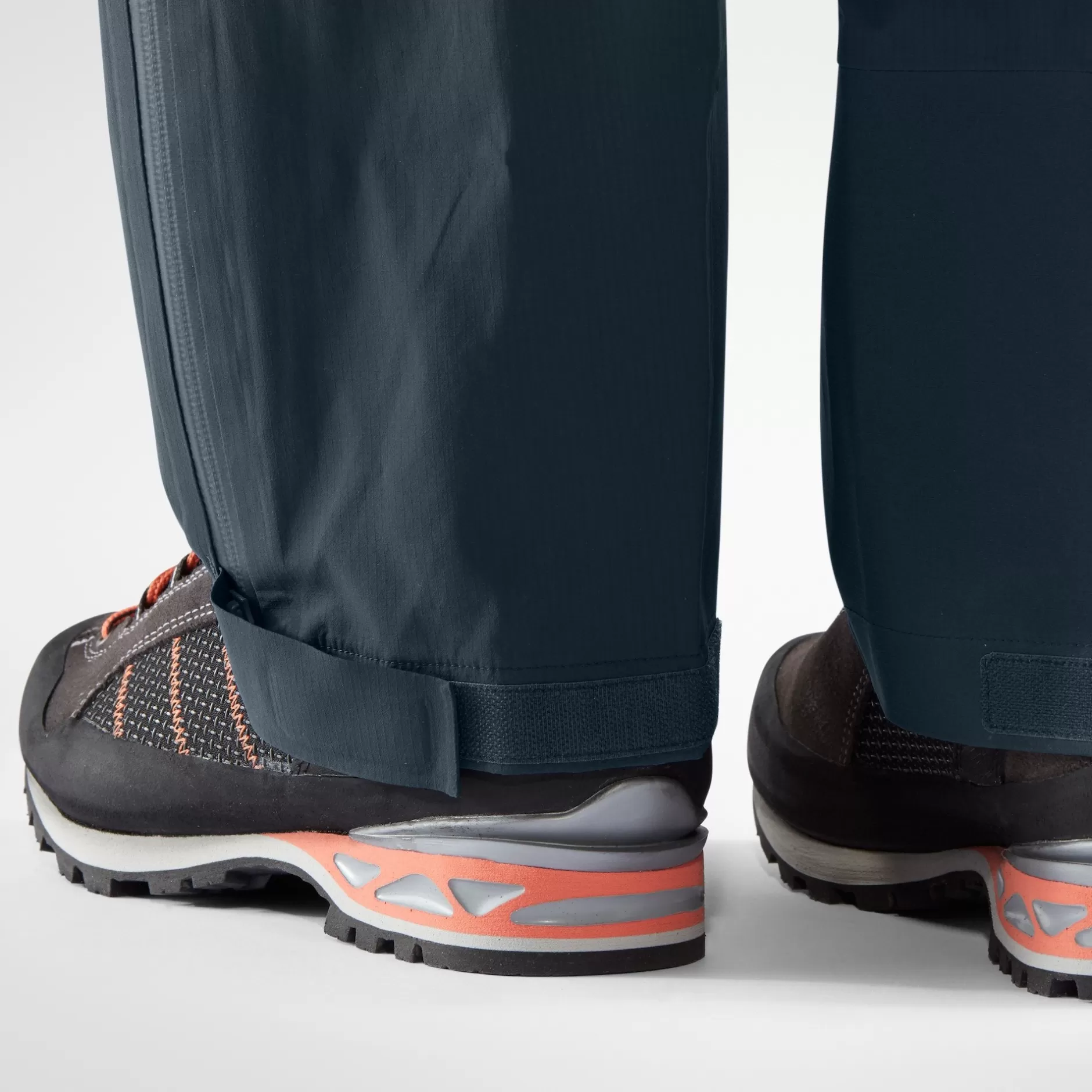 Women Fjällräven Bergtagen Lite Eco-Shell Trousers W